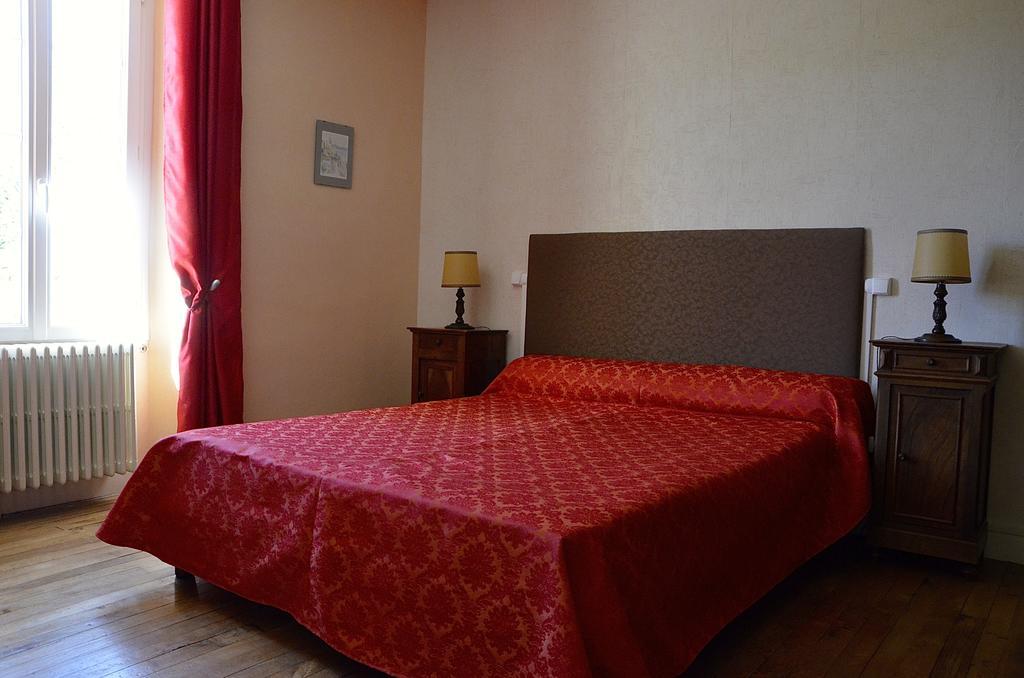 Bed and Breakfast Le Vieux Noyer Saint-Maurice-de-Tavernole Номер фото